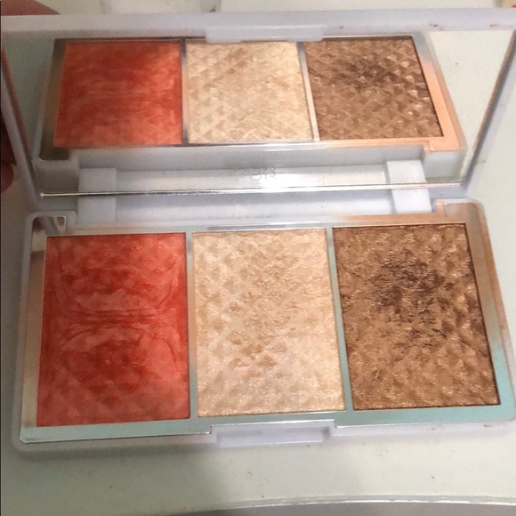 🌸Pür Cosmetics Bronze and Brighten Palette - Picture 1 of 2